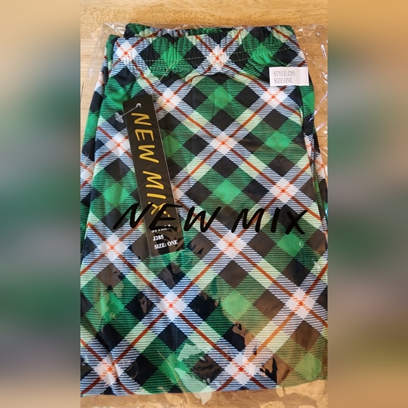 3 Pack of New Mix Leggings - One Size NWT - Picture 6 of 6